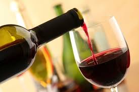 Você está visualizando atualmente Quais os efeitos do vinho na saúde?