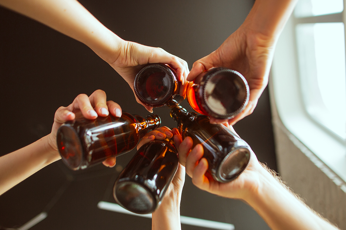Você está visualizando atualmente É possível consumir álcool sem prejudicar a saúde?